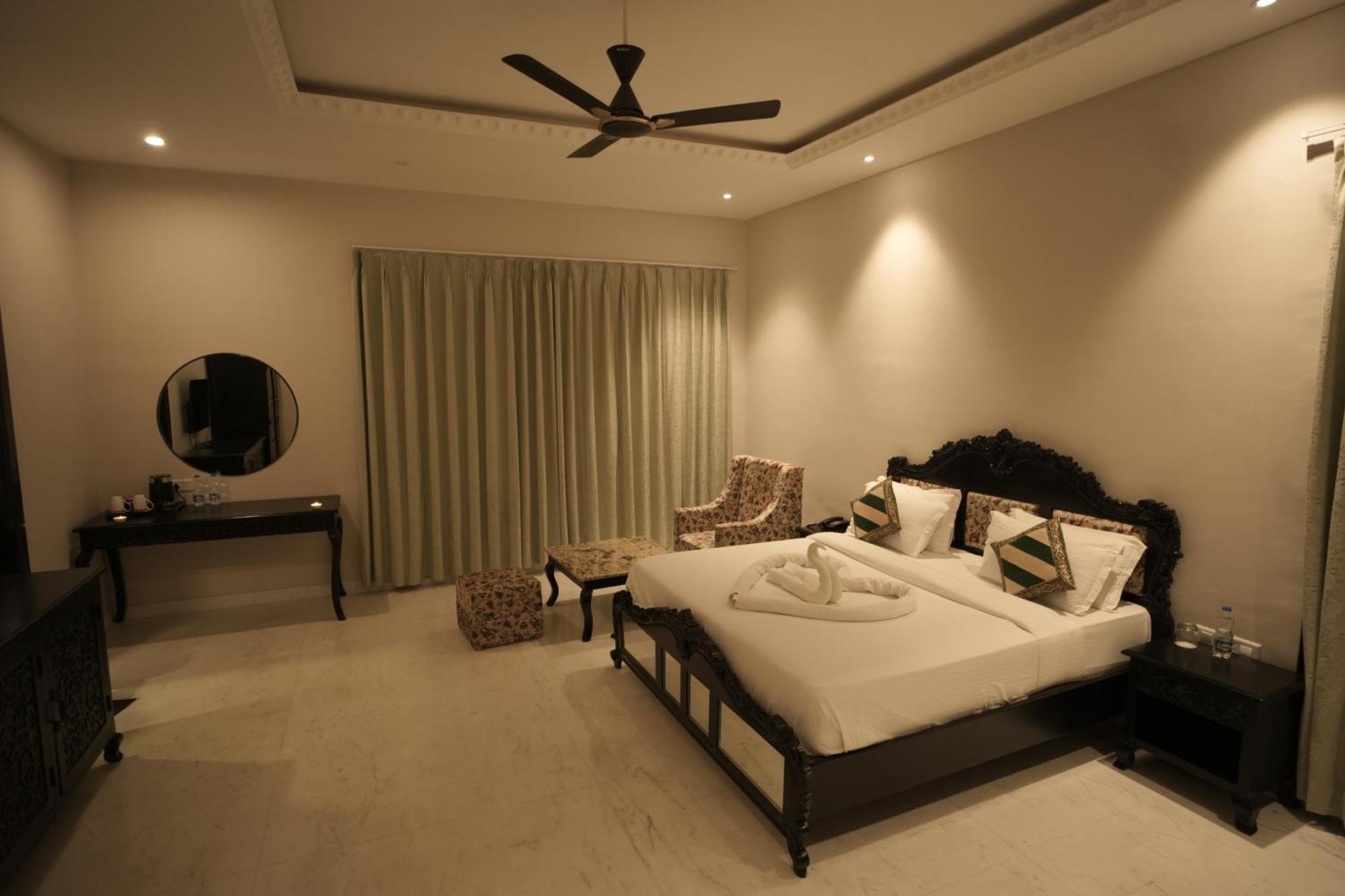 Surya Uday Villa อุเดเปอร์ ภายนอก รูปภาพ